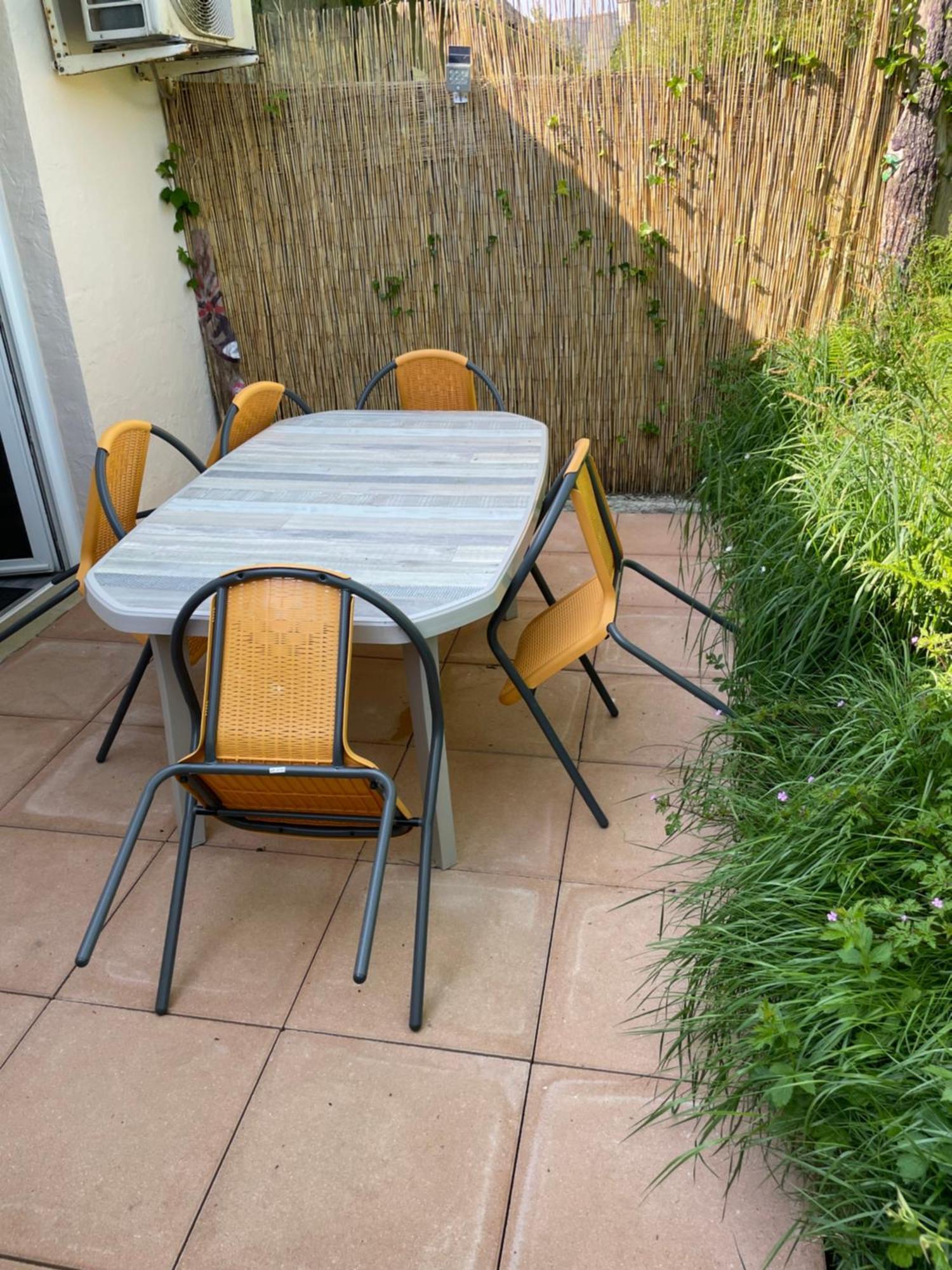 Arty Villa Louannec Exteriör bild